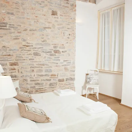 Botton D Oro Gombito Hotel Bergamo
